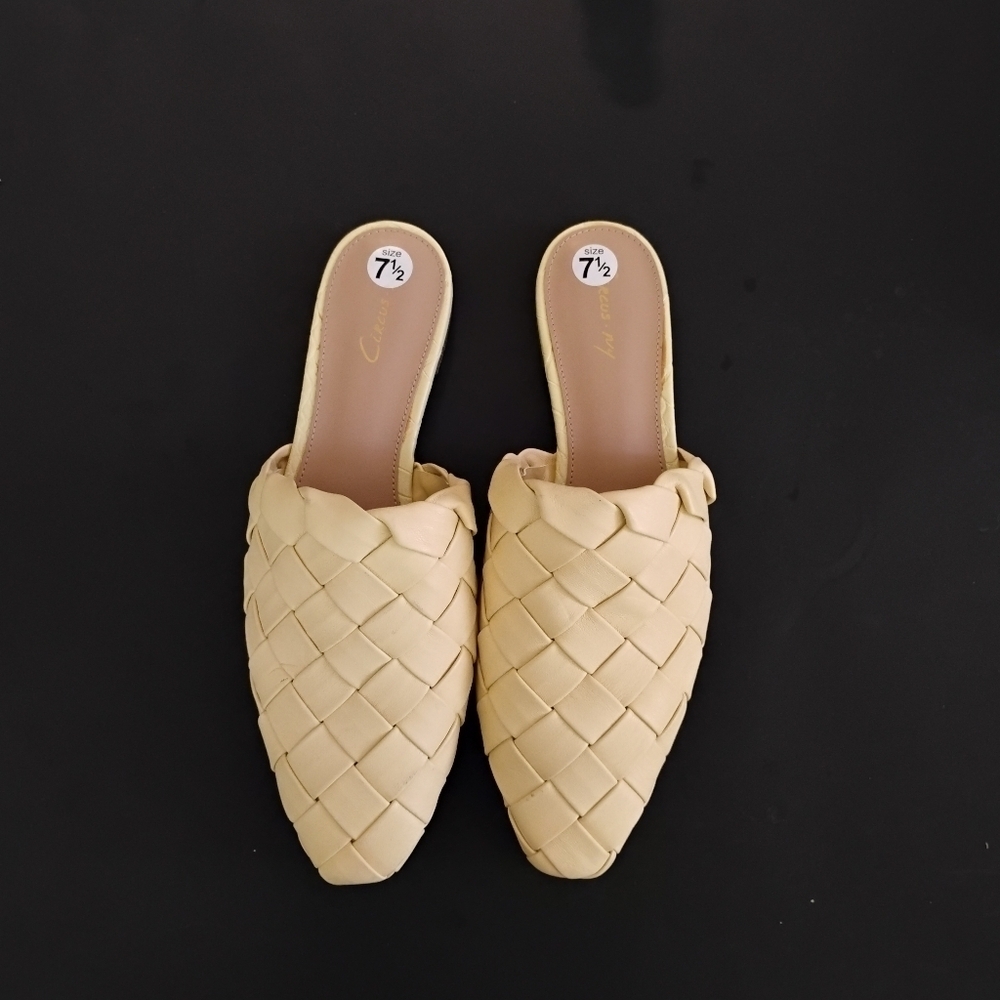 Circus by Sam Edelman‎ Woven Slip-Ons — Faux Suede, Butter Yellow, Size 7.5